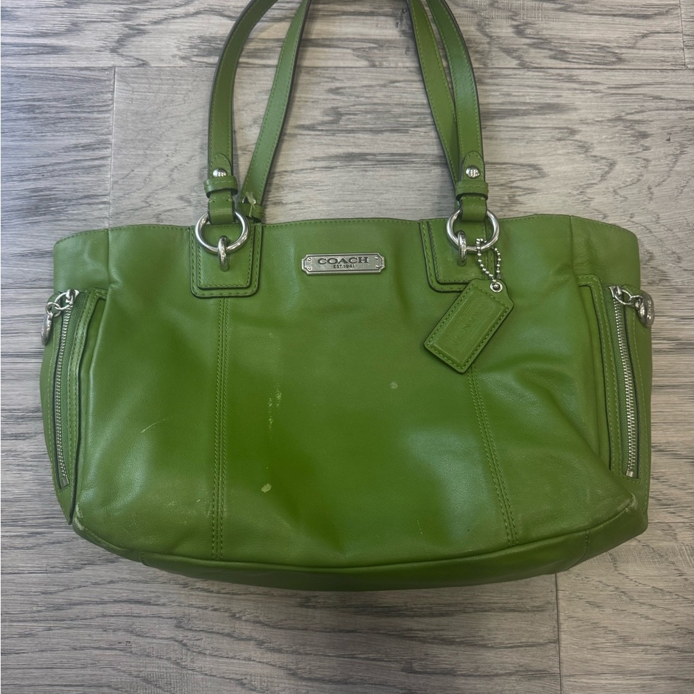 COACH RARE GREEN Coach Leather shoulder bag